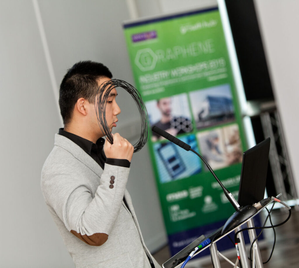 Bennie Li discussing graphene commercial applications