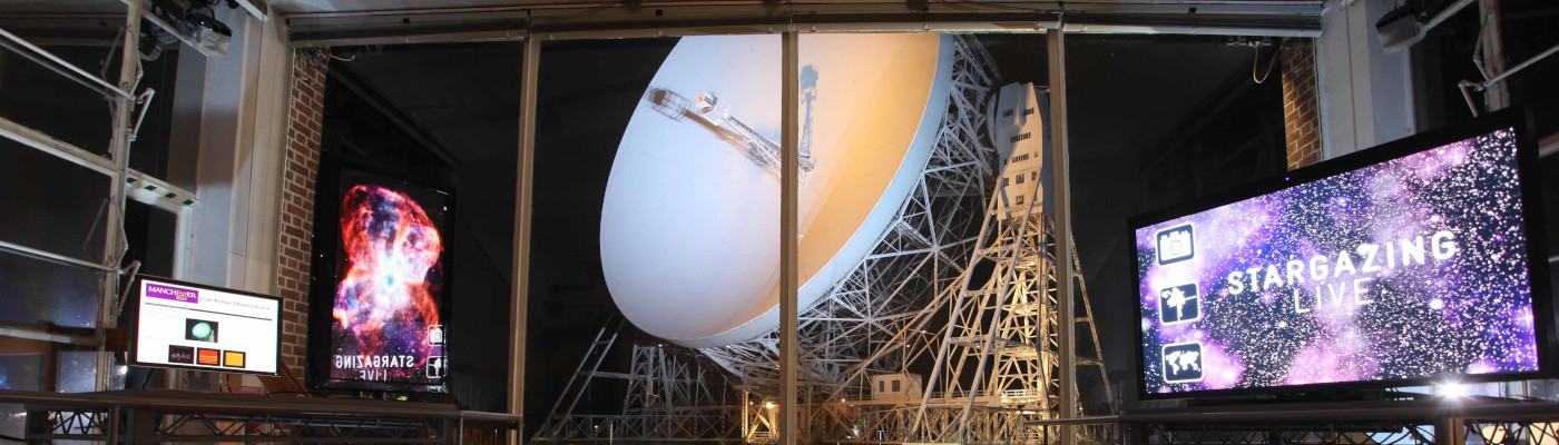 The Lovell Telescope at Jodrell Bank at night