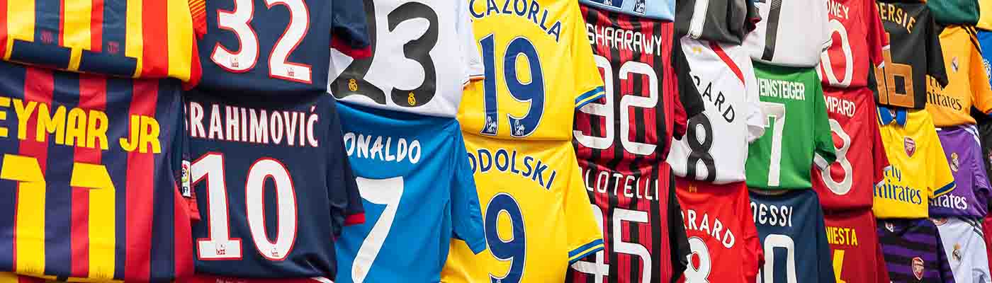 Turning football shirts into bags – to help the environment!